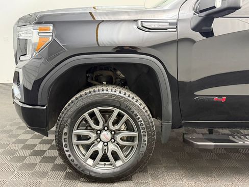 Used 2021 GMC Sierra 1500 AT4 w/ AT4 Premium Package AWD/4WD image 11