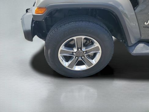 Used 2020 Jeep Wrangler Unlimited Sahara AWD/4WD image 10