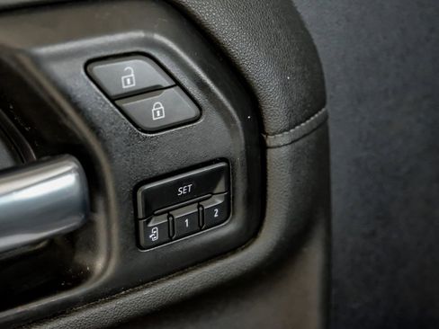 Used 2022 GMC Sierra 2500 Denali w/ Denali Ultimate Package image 42