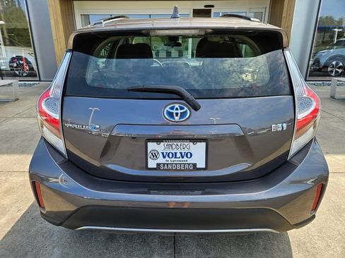Used 2019 Toyota Prius C FWD image 6