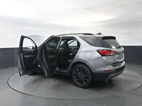 Certified 2024 Chevrolet Equinox RS w/ LPO, Floor Liner Package AWD/4WD image 19