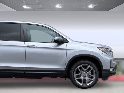 Used 2023 Honda Passport EX-L image 34