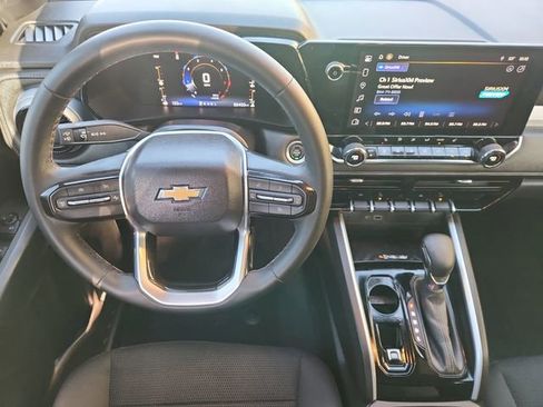 Used 2023 Chevrolet Colorado LT w/ LT Convenience Package II image 11