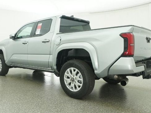 New 2026 Toyota Tacoma SR5 image 11
