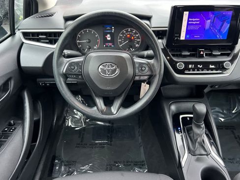Used 2024 Toyota Corolla LE image 14