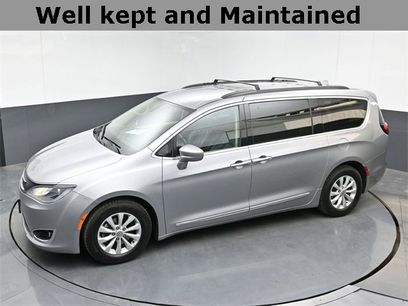 Used 2017 Chrysler Pacifica Touring-L