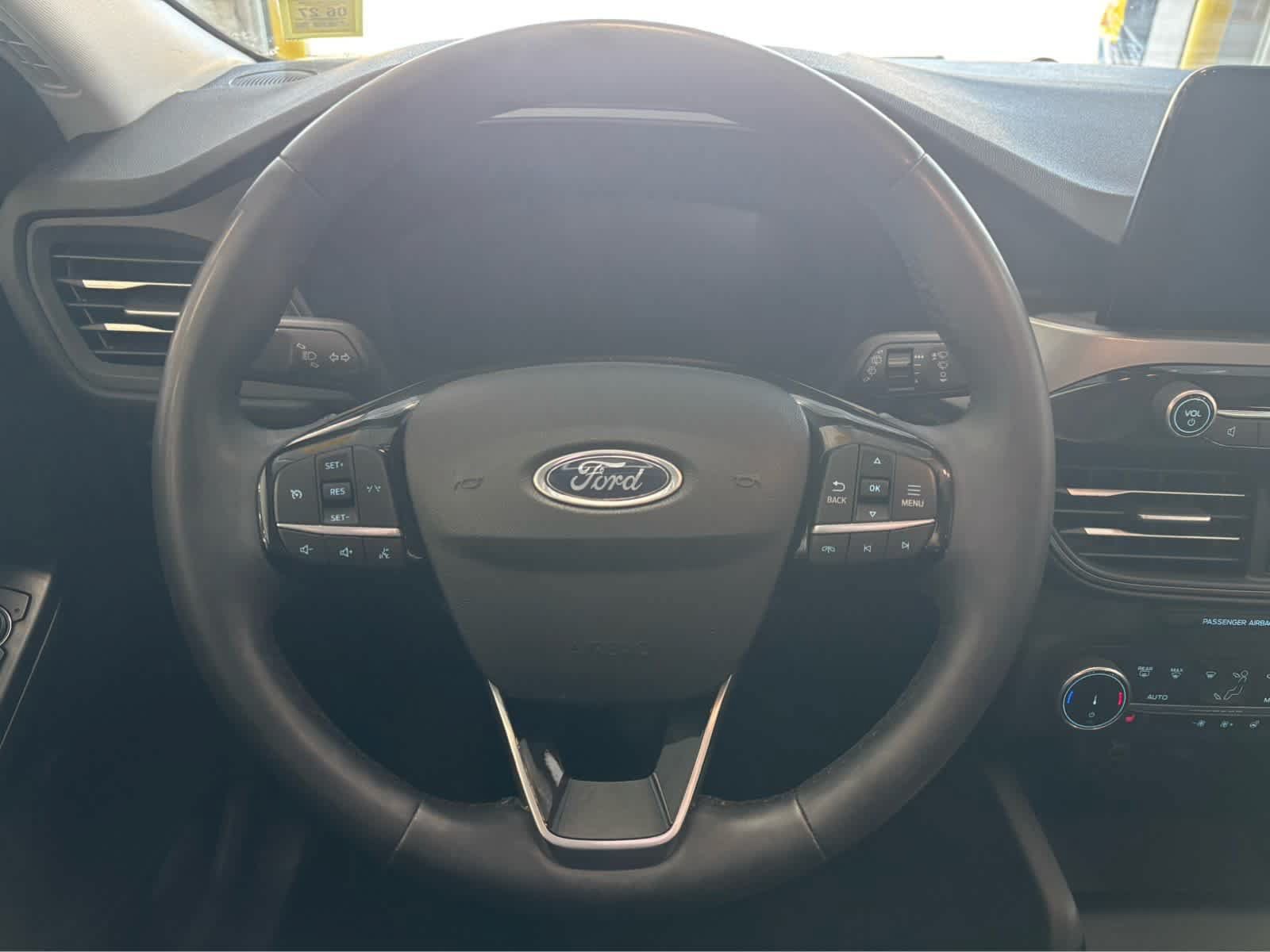 Certified 2024 Ford Escape Active AWD/4WD image 10