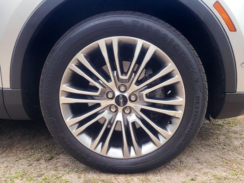 Used 2017 Lincoln MKX Reserve image 9