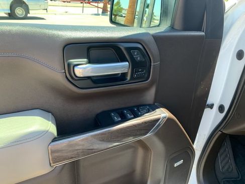 Certified 2022 Chevrolet Silverado 1500 LTZ AWD/4WD image 22