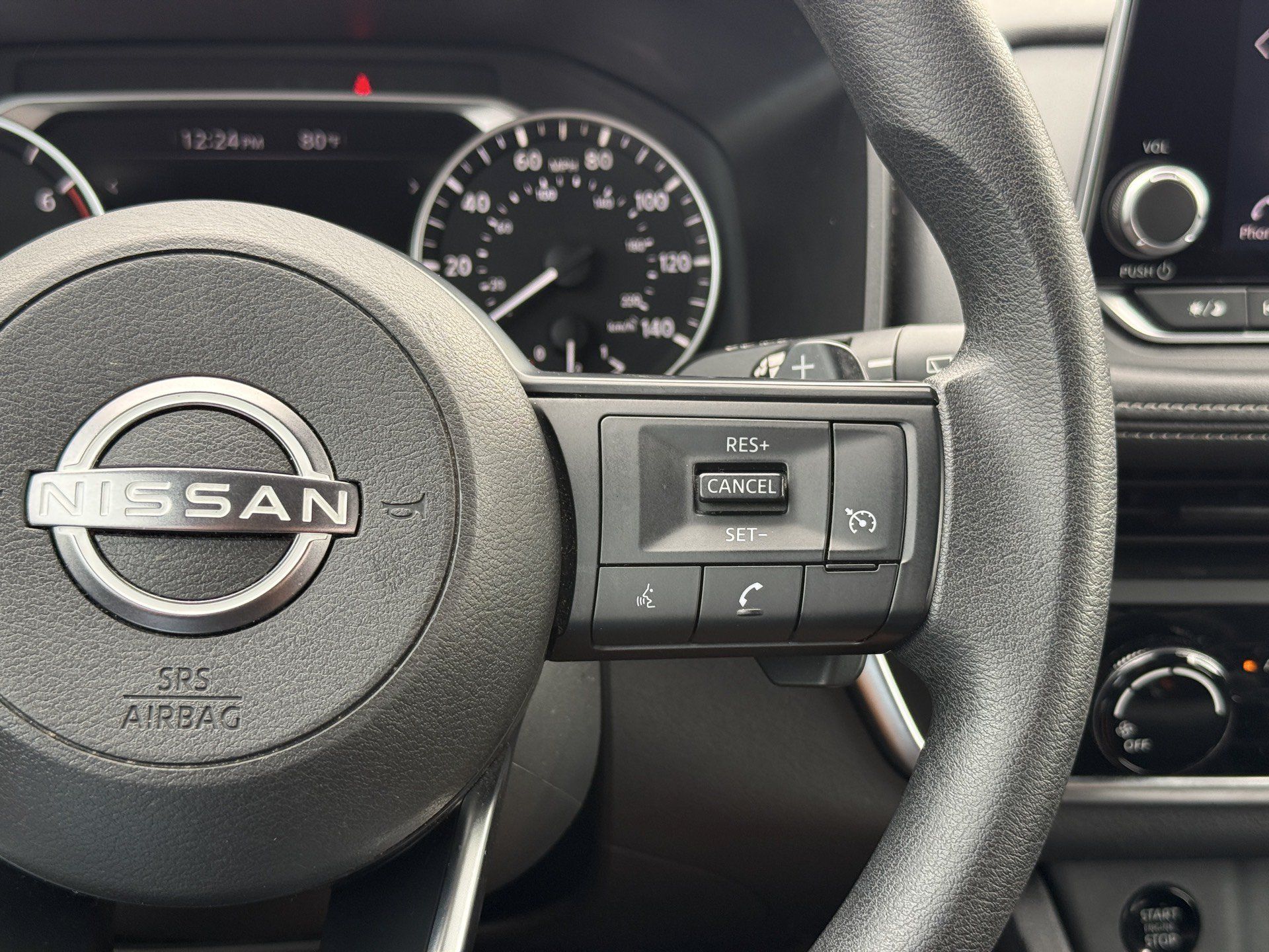 Used 2024 Nissan Rogue S AWD/4WD image 20