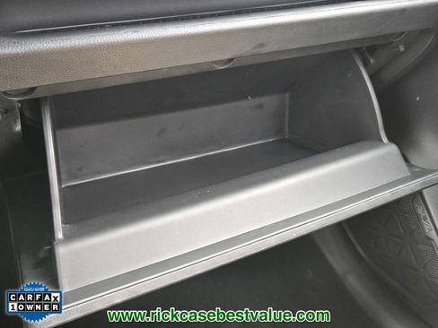 Used 2023 Toyota RAV4 XLE Premium FWD image 23