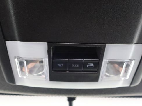 Used 2015 Ford F250 Platinum w/ Snow Plow Prep Package AWD/4WD image 40