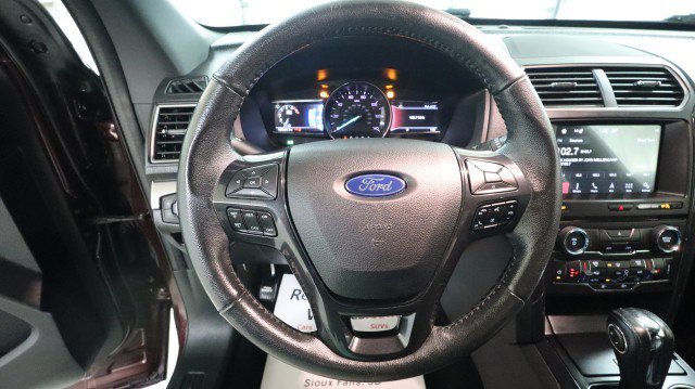 Used 2018 Ford Explorer XLT w/ Equipment Group 202A AWD/4WD image 20