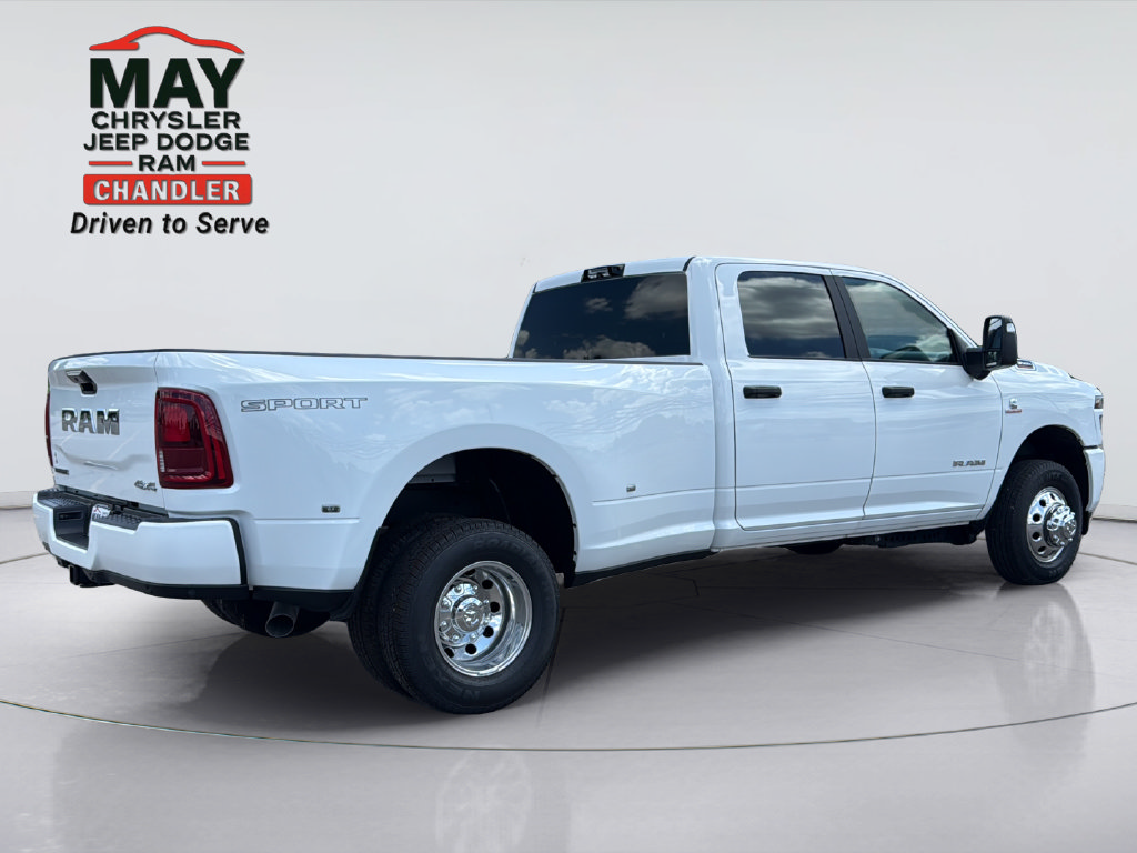 New 2026 RAM 3500 Big Horn AWD/4WD image 6