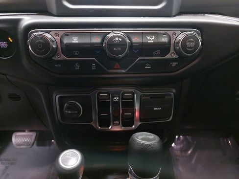 Used 2021 Jeep Wrangler Unlimited Sport image 20