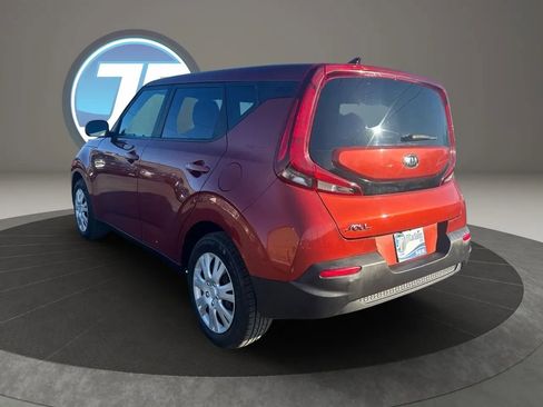 Used 2021 Kia Soul LX image 19