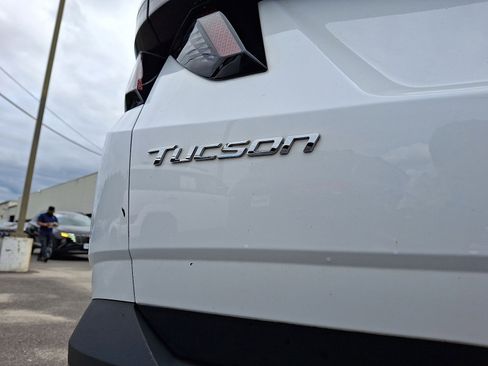 Certified 2022 Hyundai Tucson Limited image 30