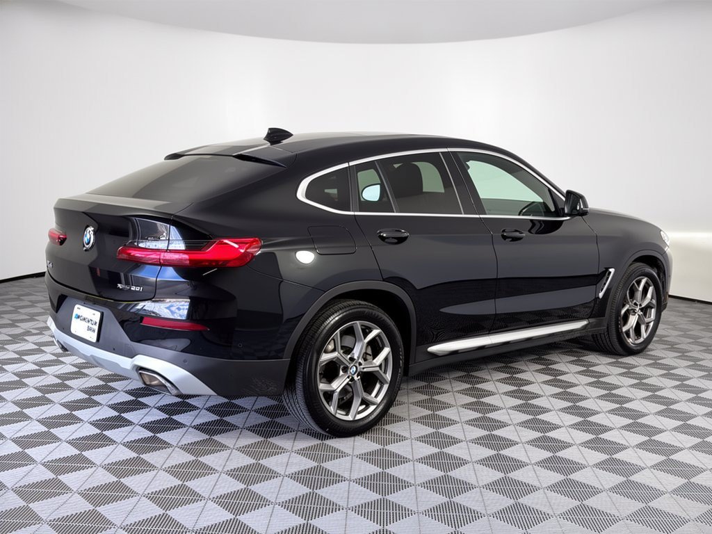Certified 2024 BMW X4 xDrive30i w/ Premium Package AWD/4WD image 9