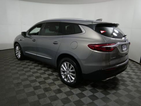 Used 2018 Buick Enclave Premium w/ Experience Buick Package image 6