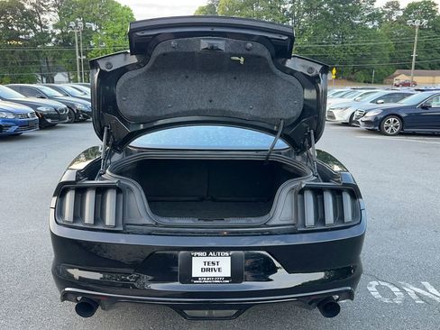 Used 2016 Ford Mustang Coupe image 14