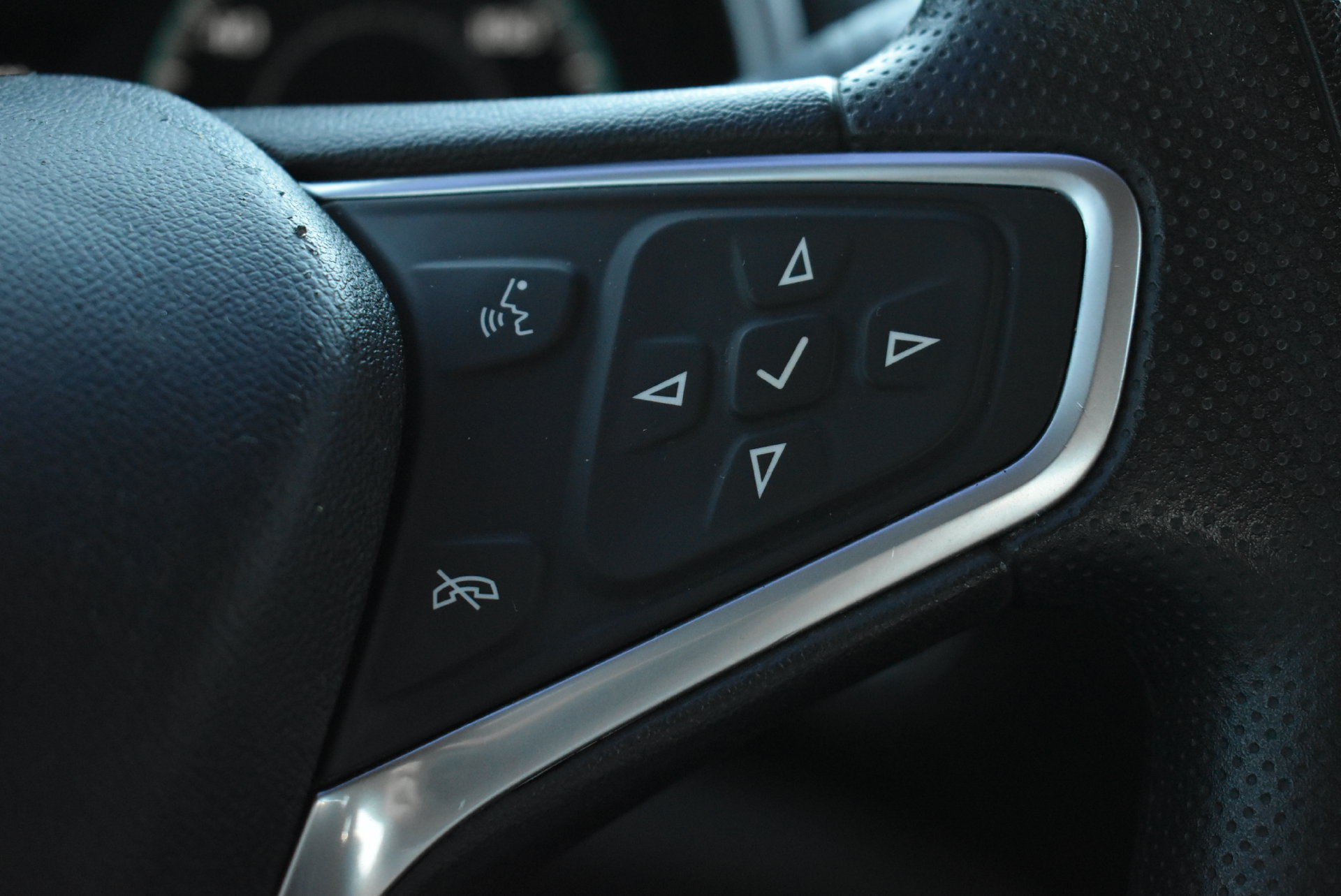 Used 2022 Chevrolet Malibu LS FWD image 20