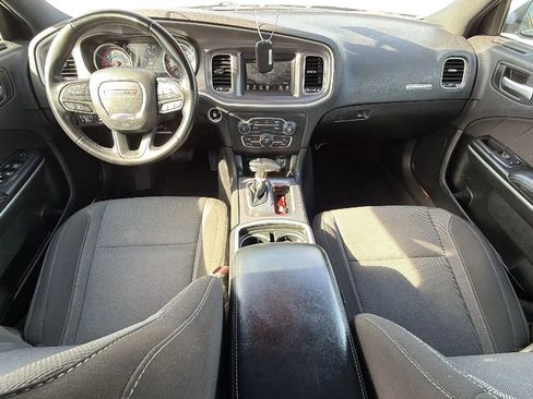 Used 2022 Dodge Charger SXT RWD image 28