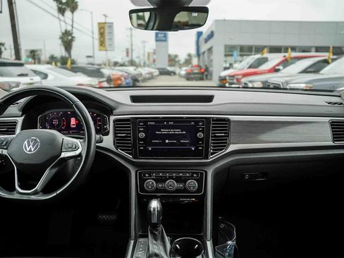 Used 2021 Volkswagen Atlas SEL image 12