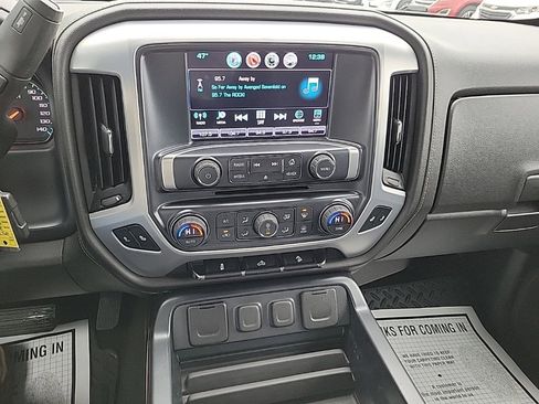 Used 2017 GMC Sierra 1500 SLE w/ SLE Value Package image 11