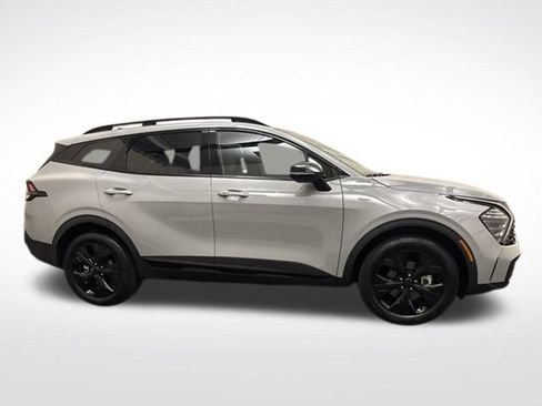 Certified 2025 Kia Sportage X-Line w/ Premium Package AWD/4WD image 4