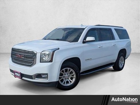 Used 2019 GMC Yukon XL SLT image 1