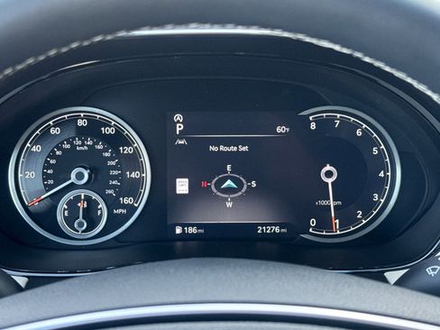 Used 2023 Genesis GV70 2.5T w/ Advanced Package image 19