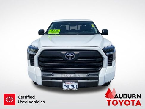 Used 2022 Toyota Tundra SR5 w/ SR5 Convenience Package AWD/4WD image 3
