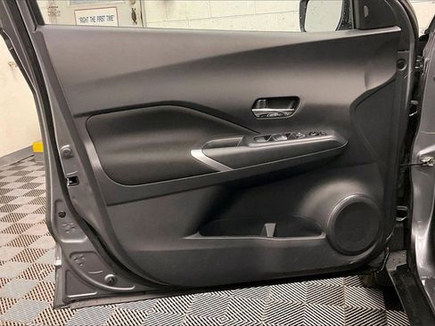 Certified 2023 Nissan Kicks SV image 22