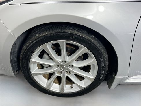 Used 2014 Toyota Avalon Limited image 13