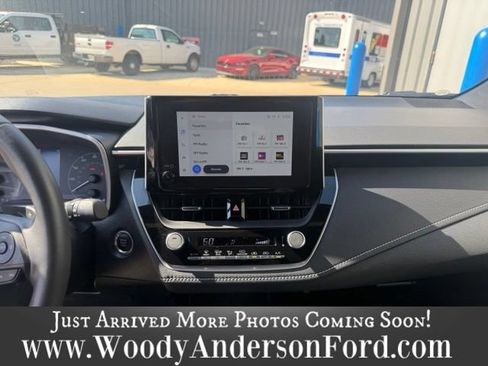Used 2024 Toyota Corolla SE FWD image 12