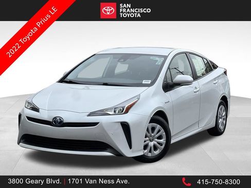 Certified 2022 Toyota Prius LE FWD image 1