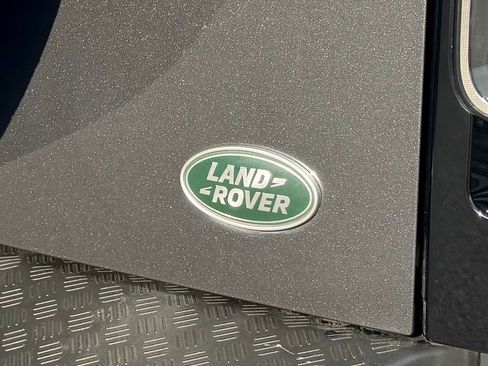 Used 2023 Land Rover Defender 110 image 84