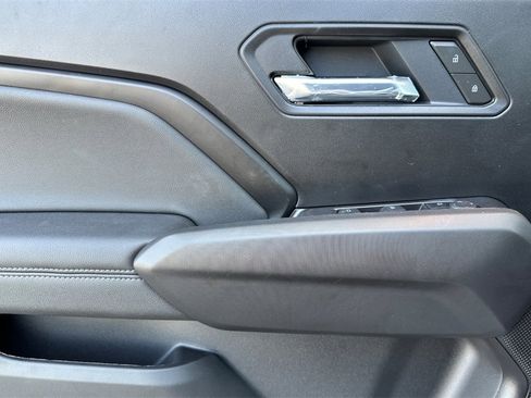 New 2025 GMC Canyon Elevation w/ Convenience Package image 9