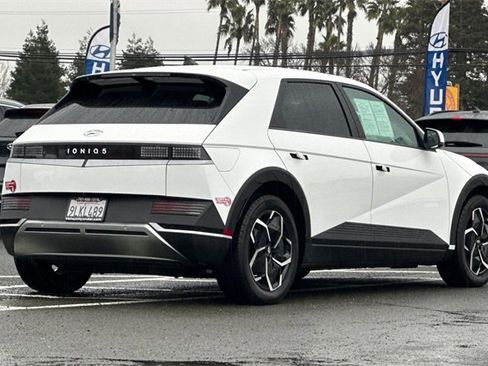 Certified 2024 Hyundai Ioniq 5 SE image 5