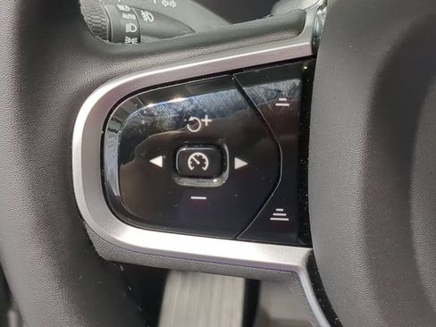 Used 2026 Volvo XC90 B5 Plus w/ Protection Package AWD/4WD image 28