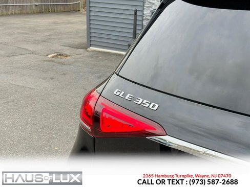 Used 2020 Mercedes-Benz GLE 350 4MATIC w/ AMG Line Exterior image 24