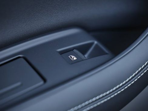 Used 2025 Audi Q7 3.0T Prestige image 24