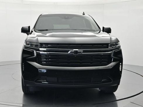 Used 2022 Chevrolet Suburban RST w/ Luxury Package RWD image 2