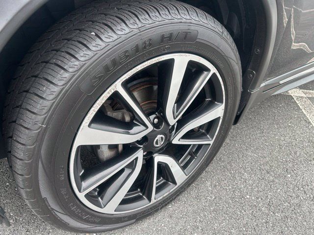 Used 2019 Nissan Rogue SL w/ Premium Package AWD/4WD image 10