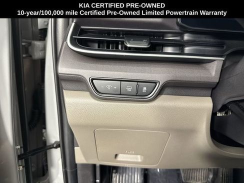 Certified 2025 Kia Carnival SX FWD image 13