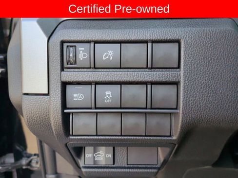 Used 2025 Toyota Tacoma SR5 AWD/4WD image 24