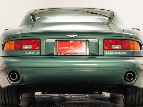 Used 2001 Aston Martin DB7 Vantage image 8