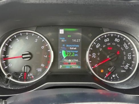 Used 2022 Toyota RAV4 LE AWD/4WD image 14