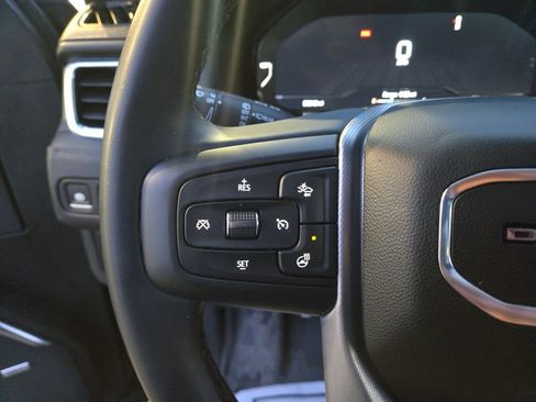 Used 2023 GMC Yukon XL Denali image 20