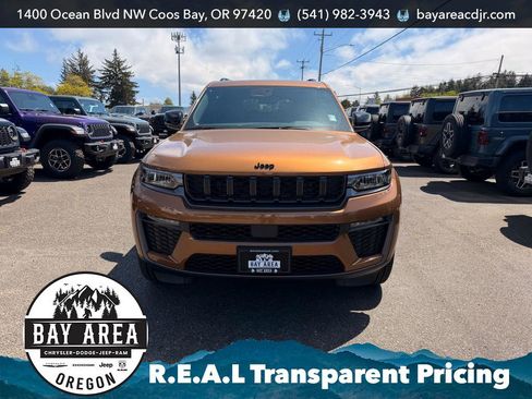 New 2026 Jeep Grand Cherokee L Limited AWD/4WD image 2